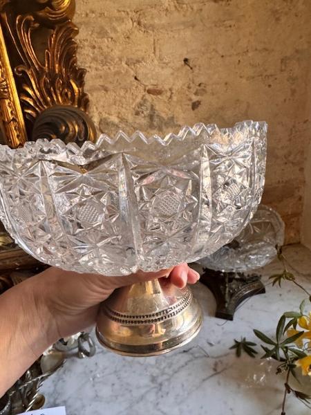 Set of vase with silver leg and rose bowl 