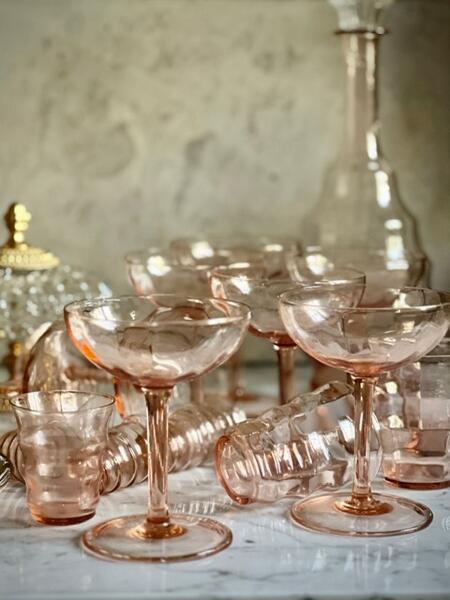 The glass is a pink crystal glass of the 60s. Italy 