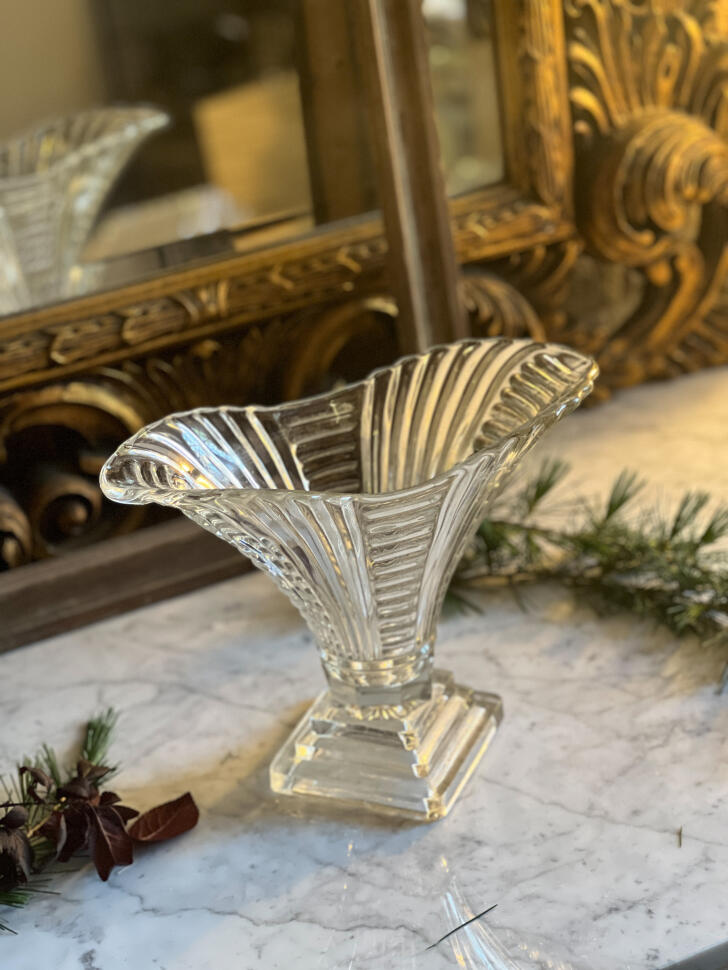 Vase, crystal glass, Italy, early 20th century