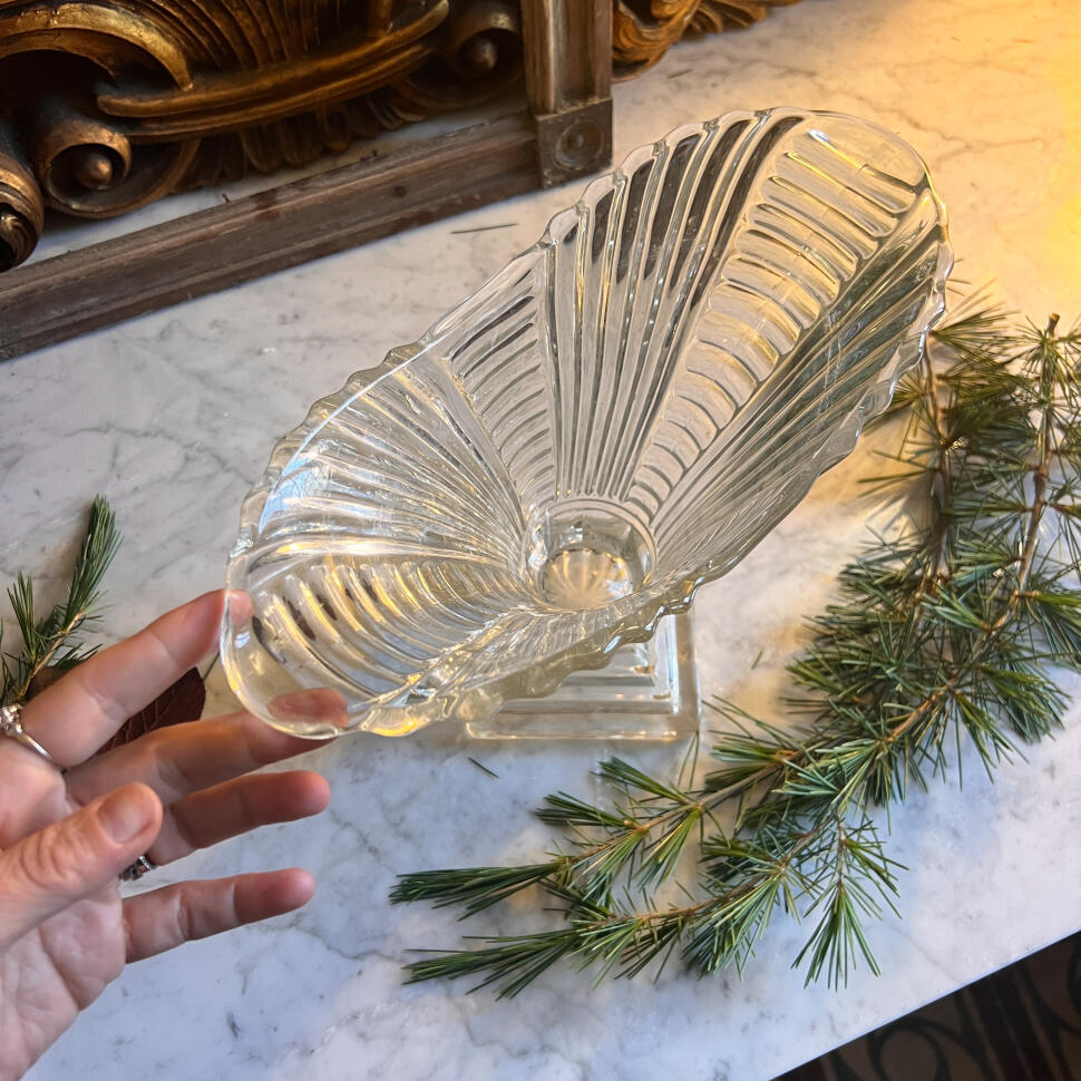 Vase, crystal glass, Italy, early 20th century