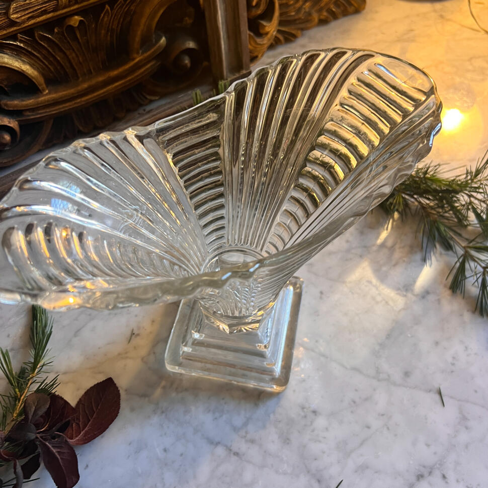 Vase, crystal glass, Italy, early 20th century