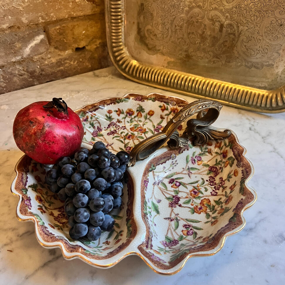 Porcelain centerpiece with bronze handle, Wong Lee, Hong Kong, late 20th century