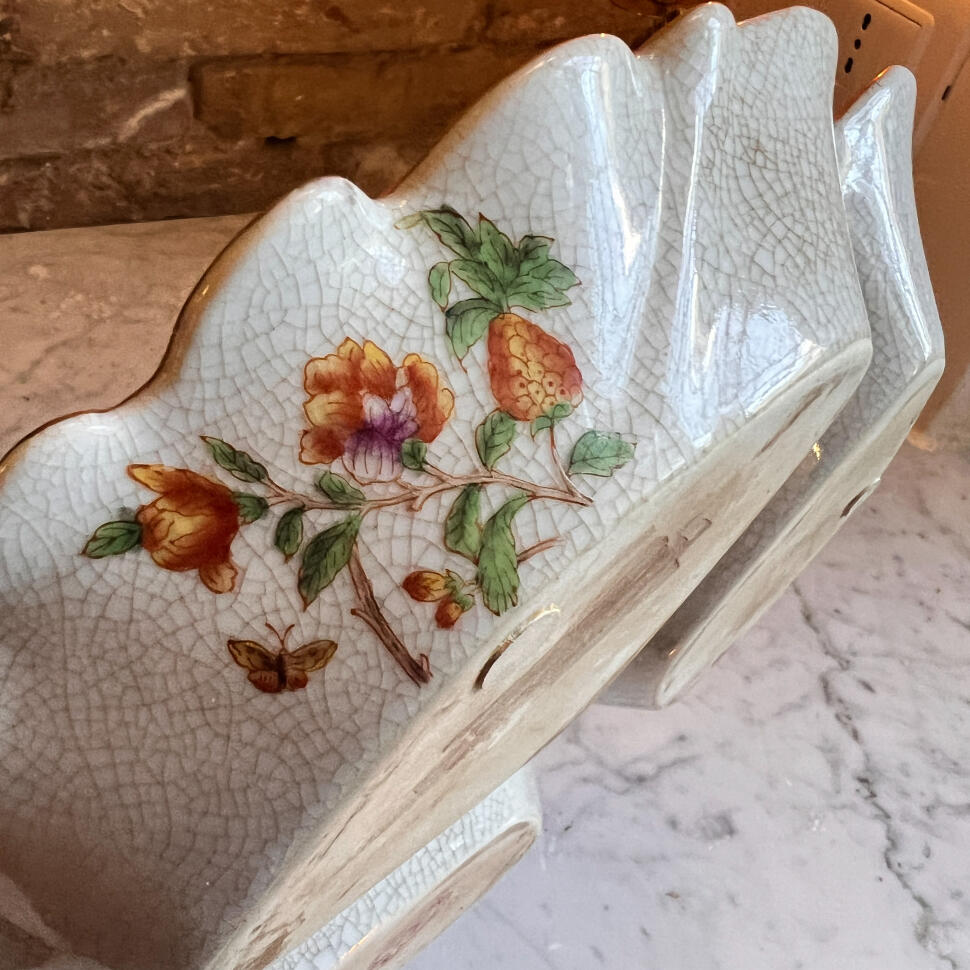 Porcelain centerpiece with bronze handle, Wong Lee, Hong Kong, late 20th century