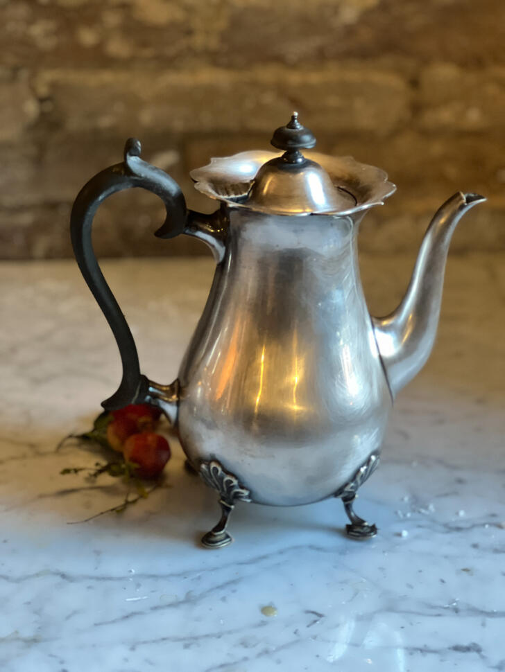 Чайник, посеребрённый, Англия, 1911 год
