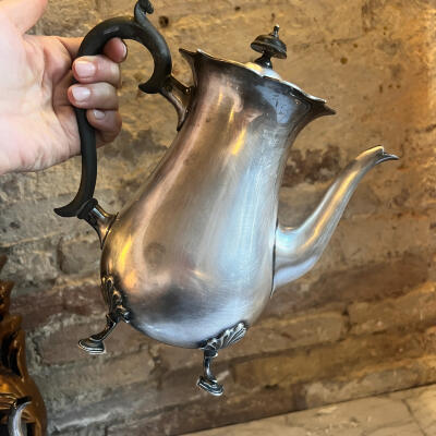 Teapot, silver-plated, England, 1911