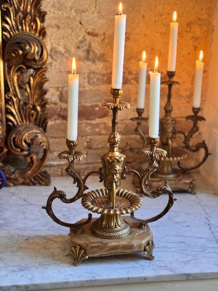 Pair of candleholders with agate