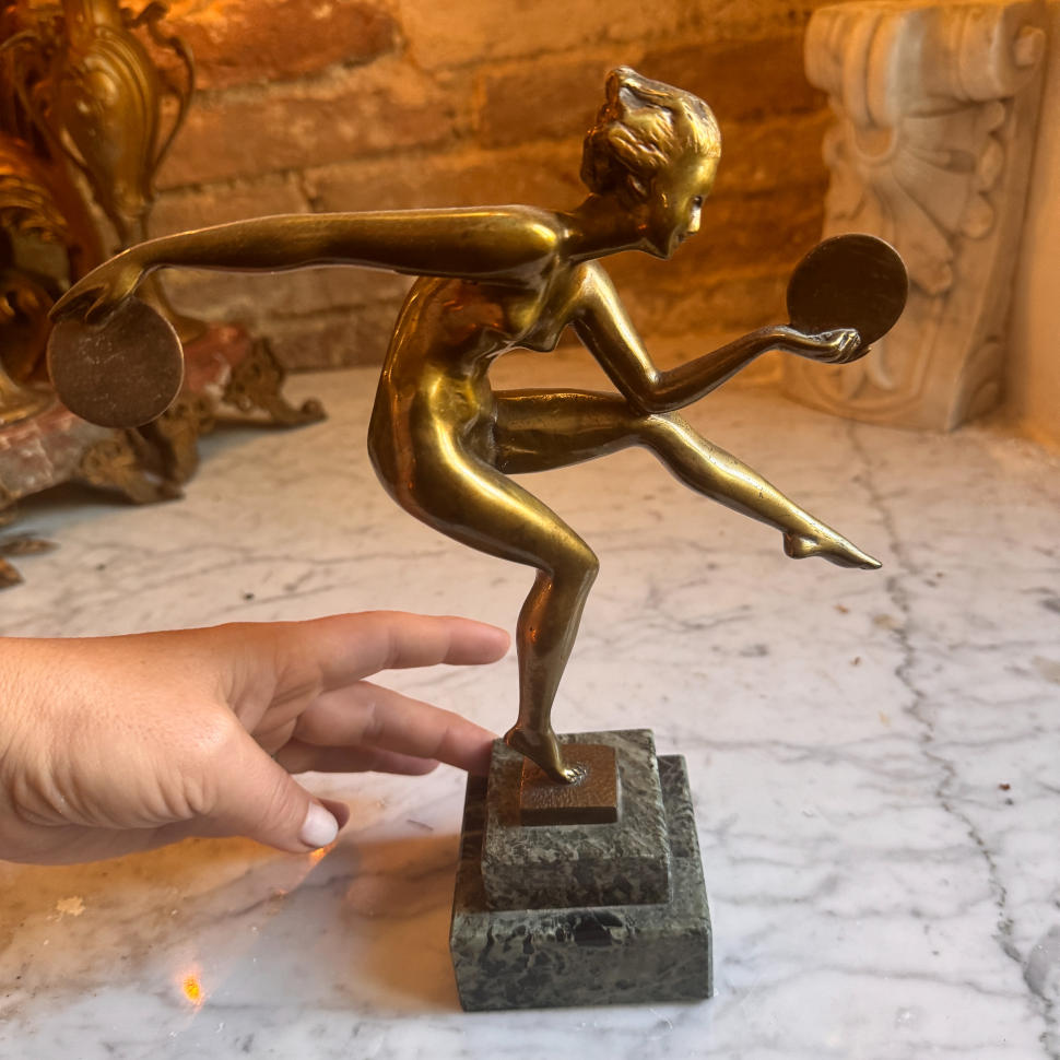 Танцовщица с дисками, патинированная бронза, по модели Деренна (Марселя-Андре Бурена), Франция, около 1930 года