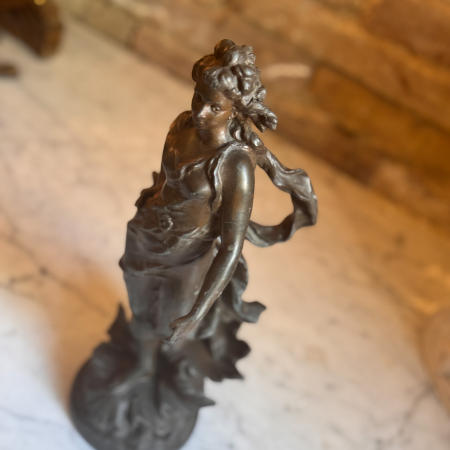 Женская фигура в развевающемся платье, патинированная бронза, Франция, около 1900 года