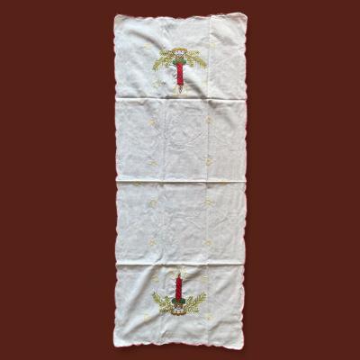 настольная дорожка с ручной вышивкой рождество/новый год