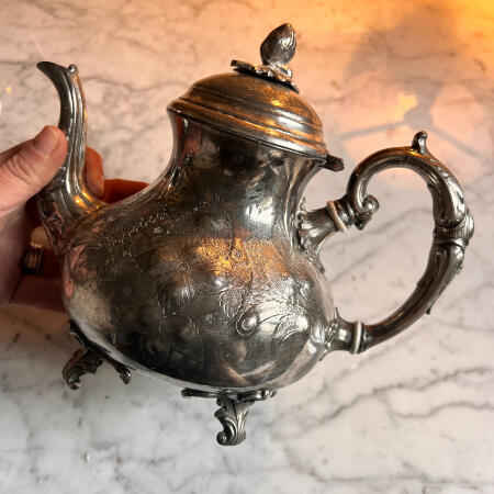 Teapot 1000 ml cupronickel silver plated late 19th century England