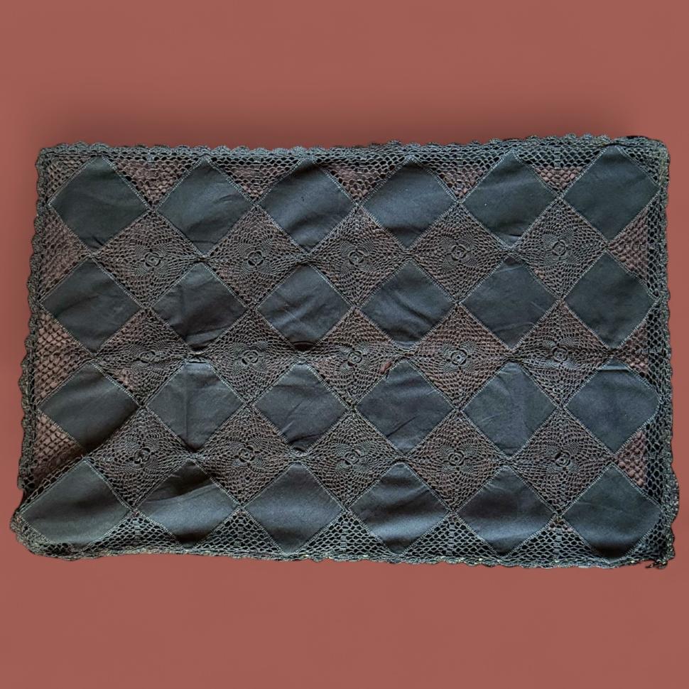 2 декоративные нуарные наволочки. Upcycle Тима Ильясова