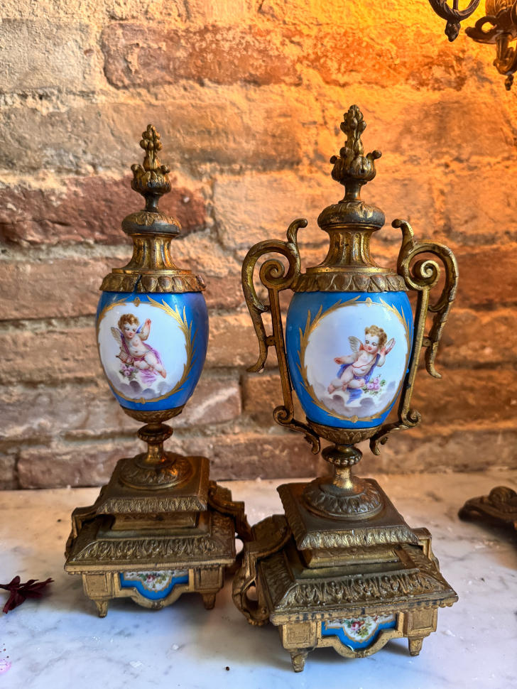 Пара фарфоровых и бронзовых ваз, Франция, конец XIX века