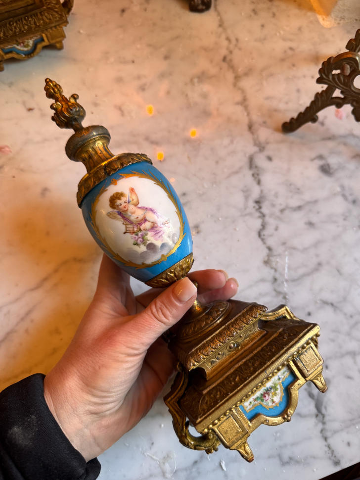 Пара фарфоровых и бронзовых ваз, Франция, конец XIX века