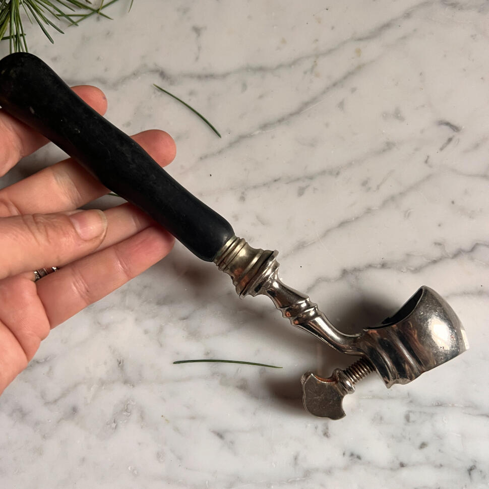 Meat clamps, black cow horn and silver-plated, France, 1900s, set of 2