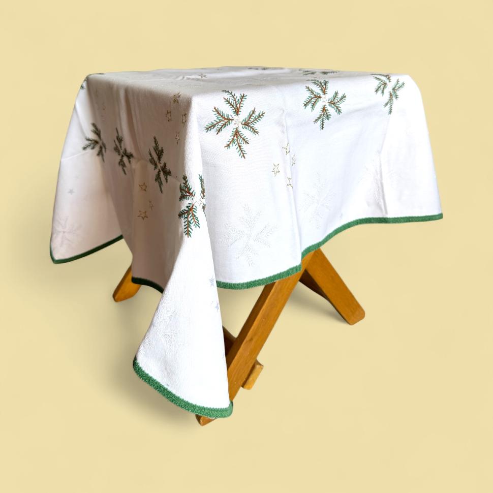 две рождественские мини-скатерти