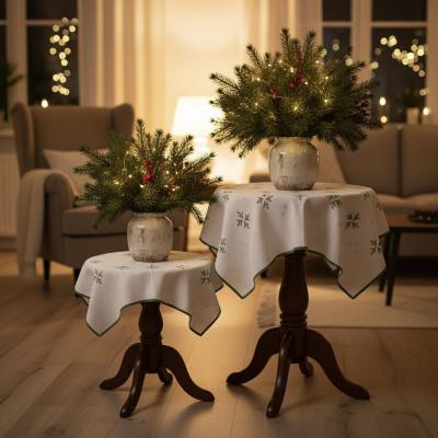 две рождественские мини-скатерти