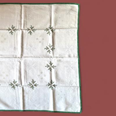 две рождественские мини-скатерти