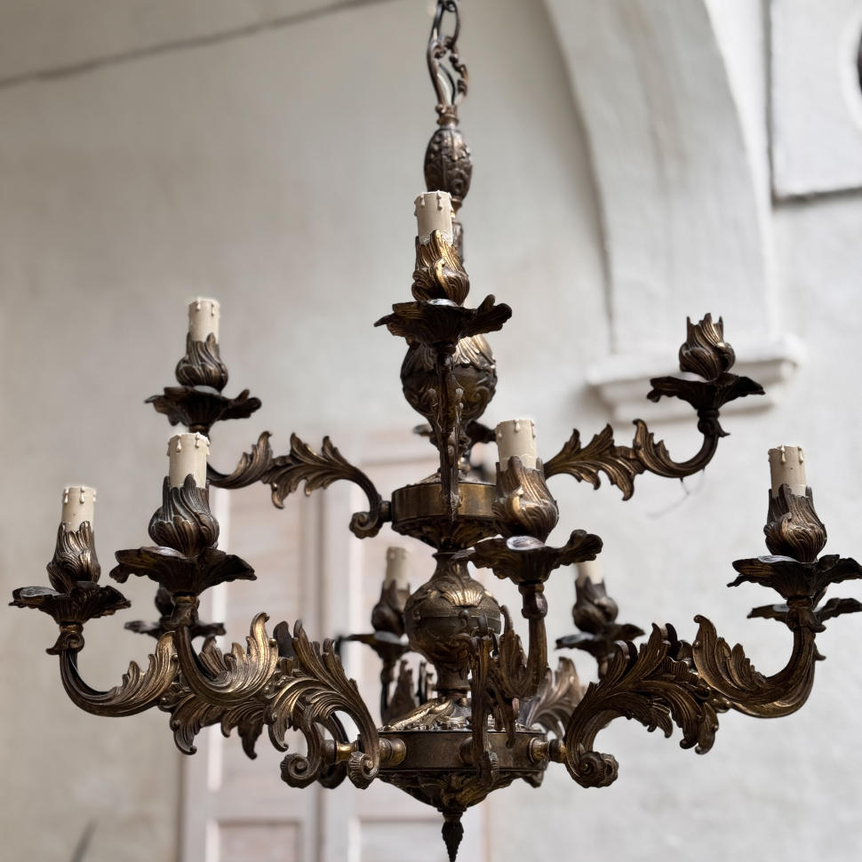 Люстра из позолоченной бронзы, Италия, середина XX века