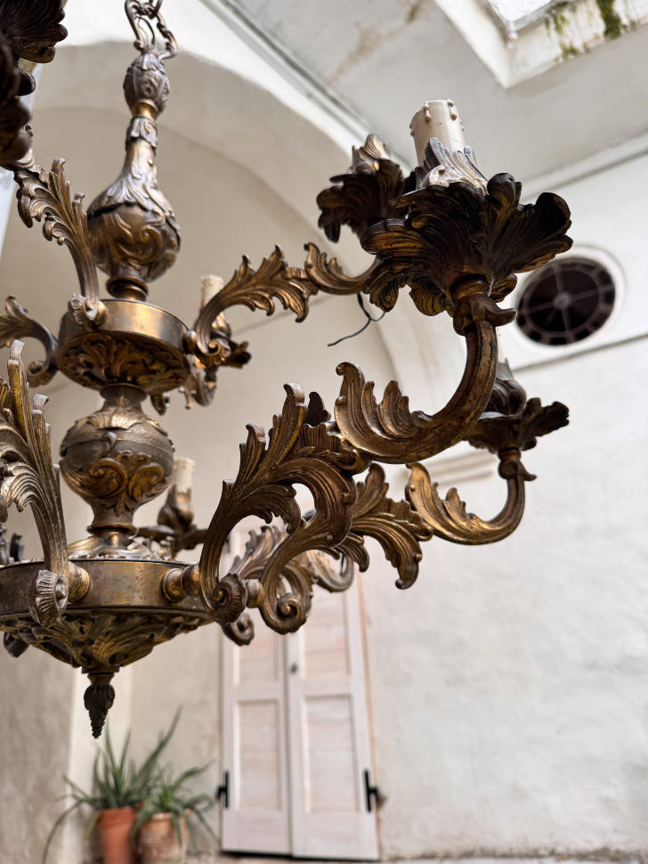 Люстра из позолоченной бронзы, Италия, середина XX века