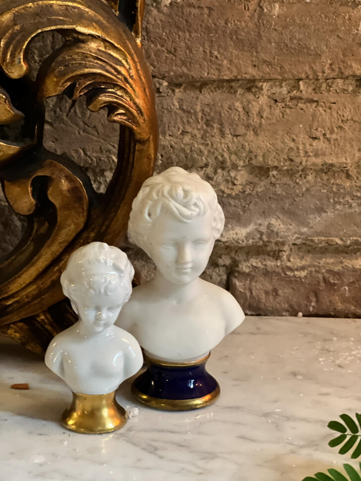 Бюсты из фарфора, набор из 2 штук, Франция (Лимож), начало XX века