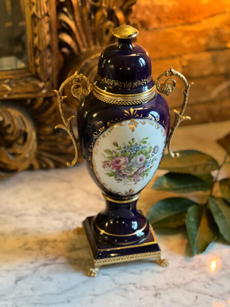 Vase with lid Limoges hand painted France