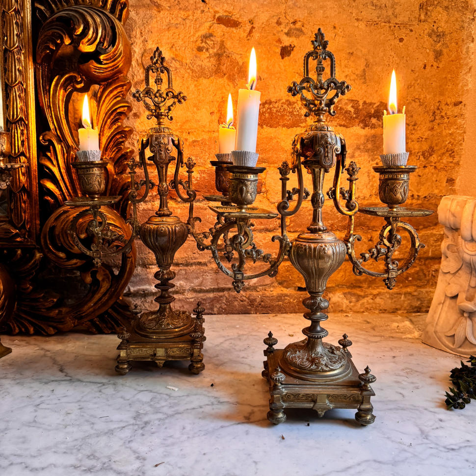 Пара канделяб, бронза, Франция, около 1880–1900 гг.