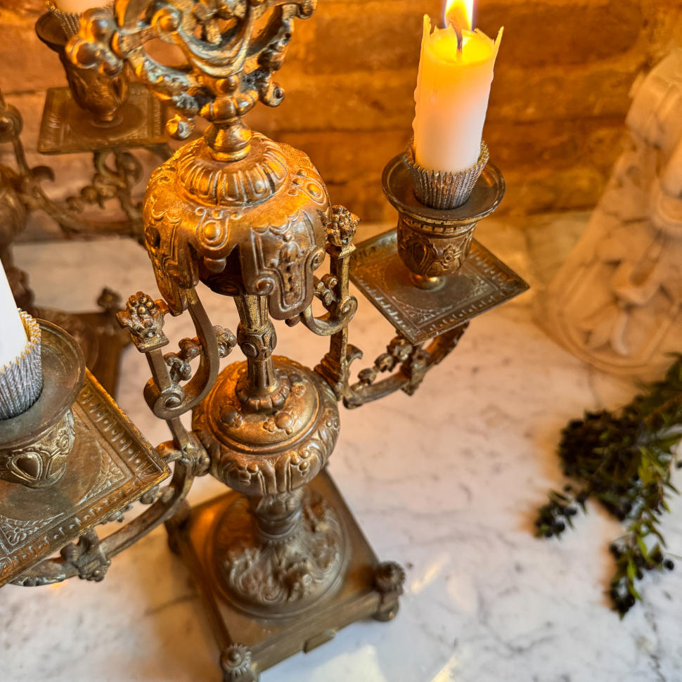 Пара канделяб, бронза, Франция, около 1880–1900 гг.