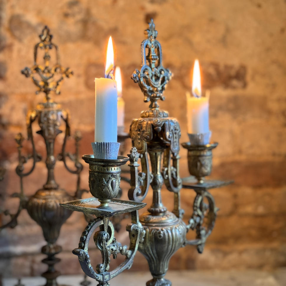 Пара канделяб, бронза, Франция, около 1880–1900 гг.