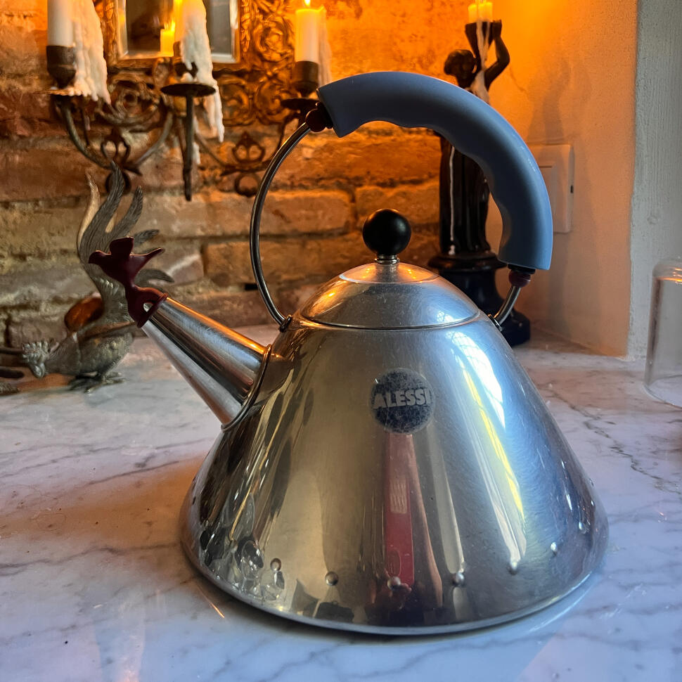 Чайник Alessi, сталь, Италия, около 1985 года