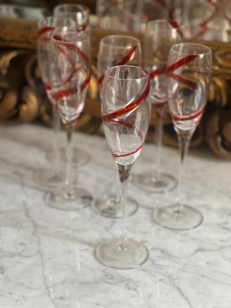 Set of 7 champagne glasses, hand blown, red vintage glasses with curls, Italy, 20th century.