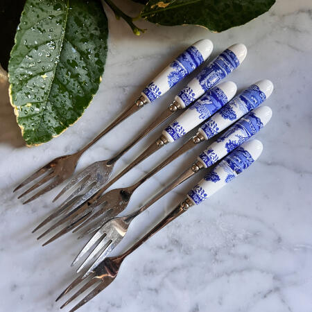 Set 6 Dessert forks 16 cm from Spode England.