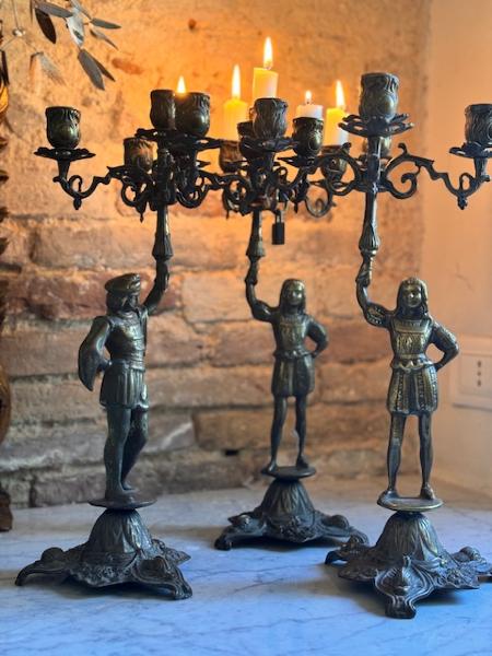 3 candleliabre 