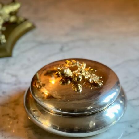 Box Acorns, gilding steel, Italy