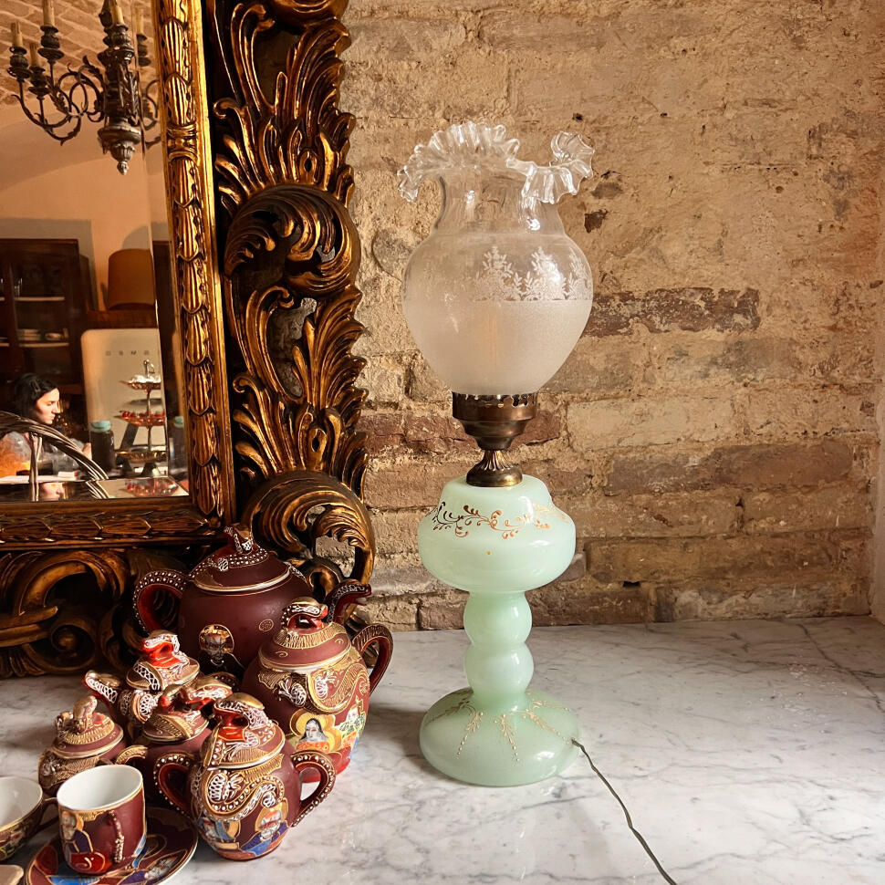 Art Deco table lamp, opaline uranium glass, Italy, early 20th century