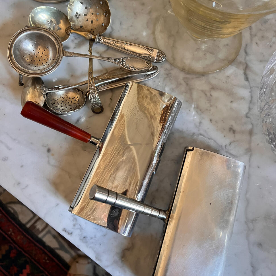 Crumb sweeper, silverplated, France, early 20th century