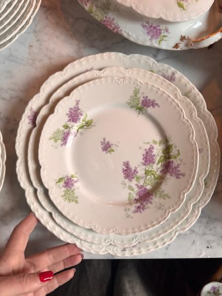 Set of 18 flat plates Limoges 
